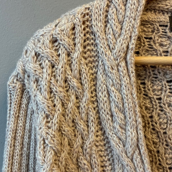 Inis Crafts Tan 100% Merino Wool Cable Knit Cardigan, Medium - Picture 3 of 7